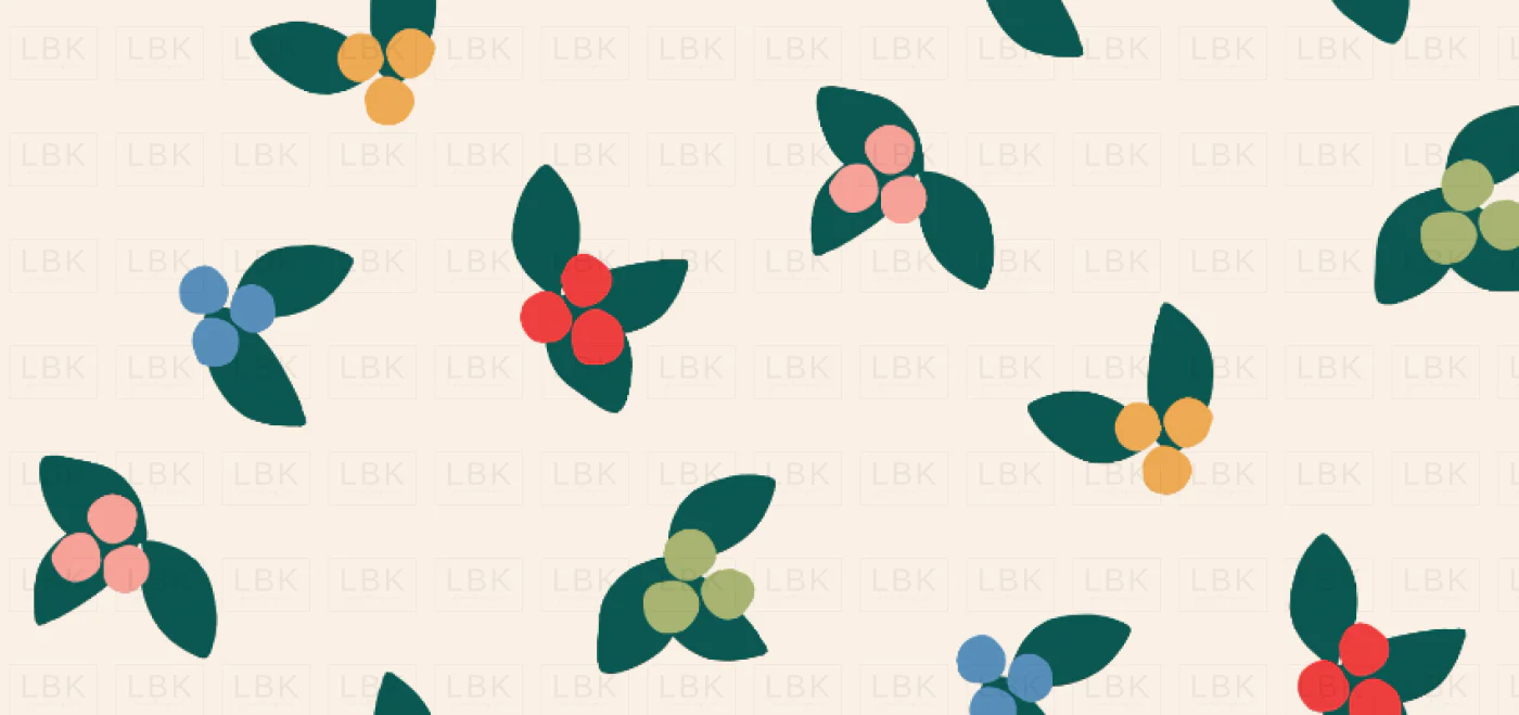 Holly-berry-in-christmas-cream